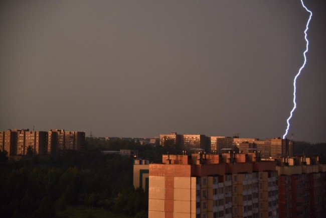 В Смоленске снова разгулялась стихия: фоторепортаж с улиц Смоленска