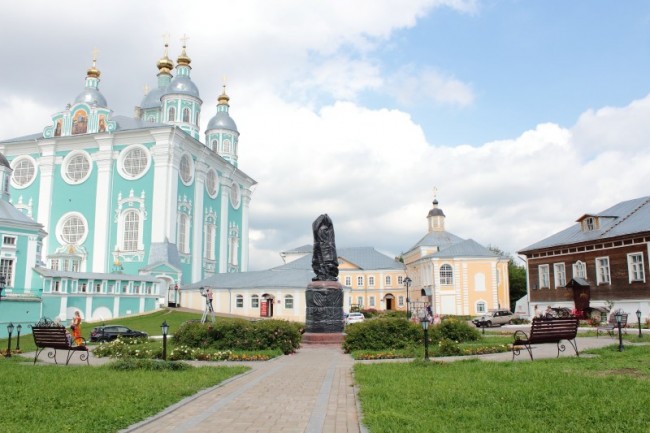 Памятник Владимиру Мономаху официально откроют только в конце августе