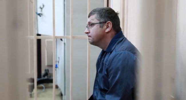 Мосгорсуд подтвердил законность продления ареста топ-менеджера "Роснано", разместившего деньги в "Смоленском банке"
