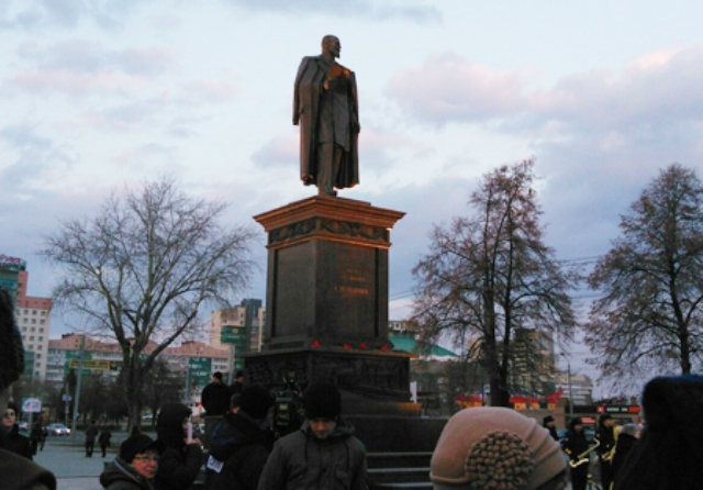 В Челябинске открыли памятник Столыпину, изготовленный в Смоленске