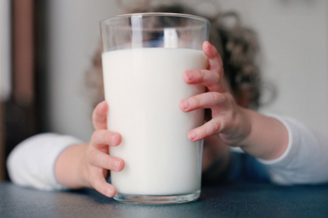 Белорусы кладут антибиотики в молоко для детей