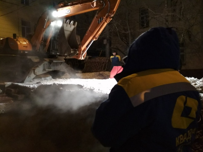 «Замерзаем вторые сутки». В Заднепровском районе произошла очередная авария на теплосети