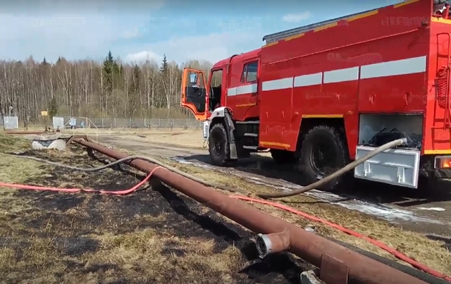 В Смоленской области загорелся резервуар с бензином. Погиб рабочий