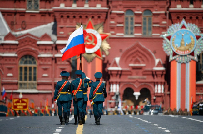 Смоленские военные пройдут маршем по кремлевской брусчатке
