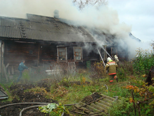 В Рославле в огне погибла 89-летняя женщина