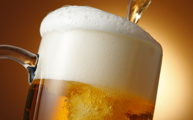 Разница лишь в цене: Роскачество сравнило российское и чешское пиво