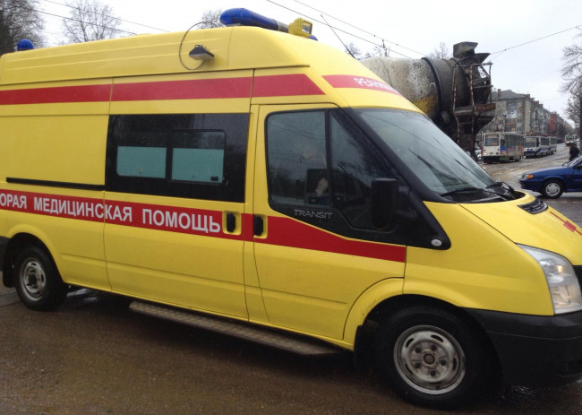 Смоленский подросток сбил автобус. Юноша получил травмы