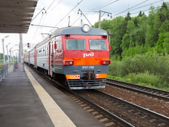 В период празднования Дня России изменится расписание пригородных поездов