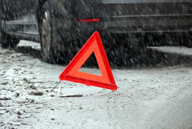 Полицейские ищут свидетелей аварии с кроссовером на трассе «Брянск-Смоленск»