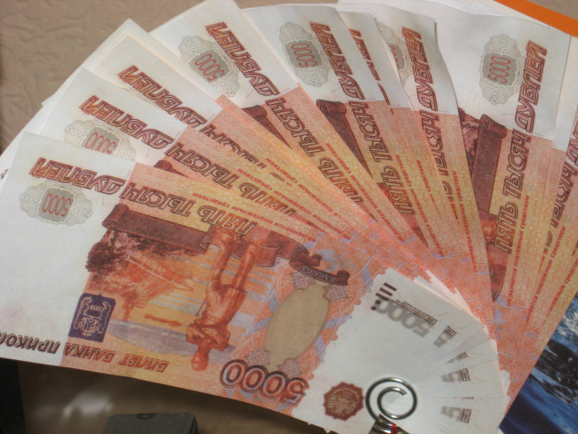 Менеджер по продажам в  Смоленске  зарабатывает более 60 тыс. рублей