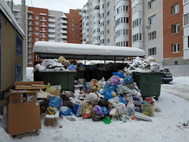 В Смоленской области выросли цены на ЖКХ, капремонт и вывоз мусора