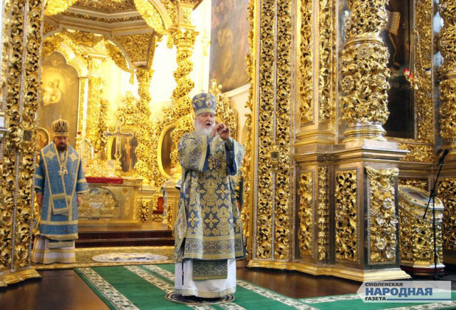 В канун Рождества патриарх Кирилл обратился к верующим