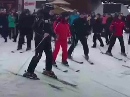 «Смоленский газ» пока не обсудили. Путин и Лукашенко покатались на горных лыжах