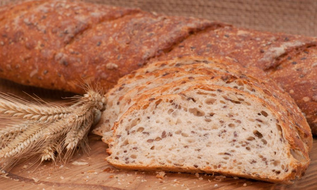 В России для приготовления хлеба предложили использовать только йодированную соль