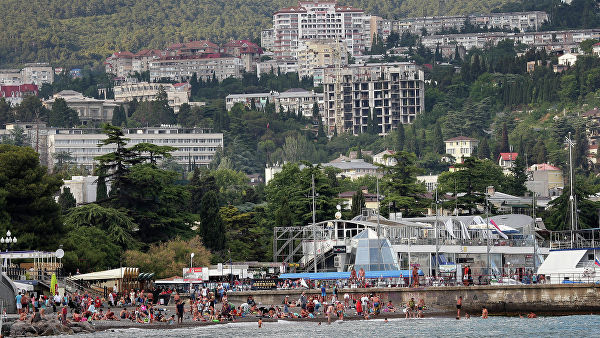 Туроператоры подсчитали, сколько сейчас будет стоить отдых на Черном море