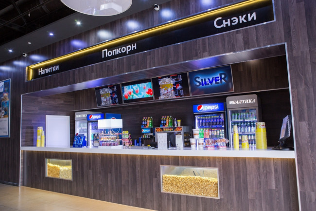 В России хотят запретить гражданам приносить еду в кинозал