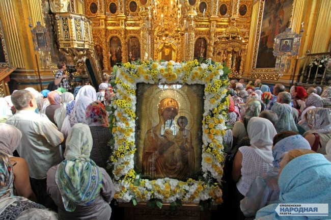 В Смоленске состоялся праздник Смоленской «Одигитрии»
