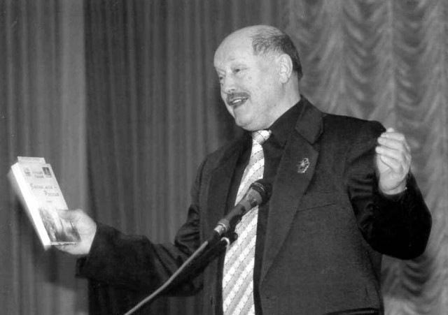 алексей мишин поэт смоленск творчество. николай иванович рыленков. голос смоленщины дети 2015. николай рыленков поэт. рыленков портрет.