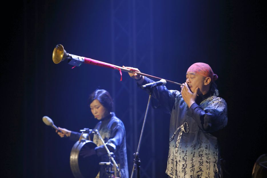 кореец спел