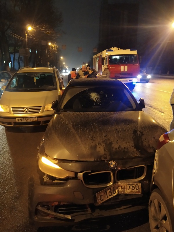 В МВД прокомментировали участие гаишника в «замесе» с пятью машинами