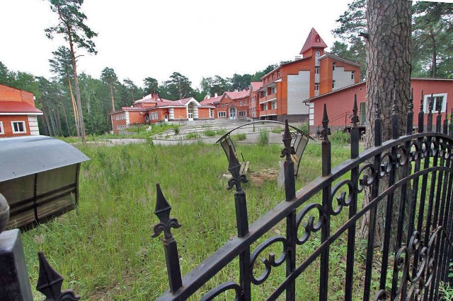 Зоопарк и лагерь в Смоленске оказались «мобилизационными объектами»