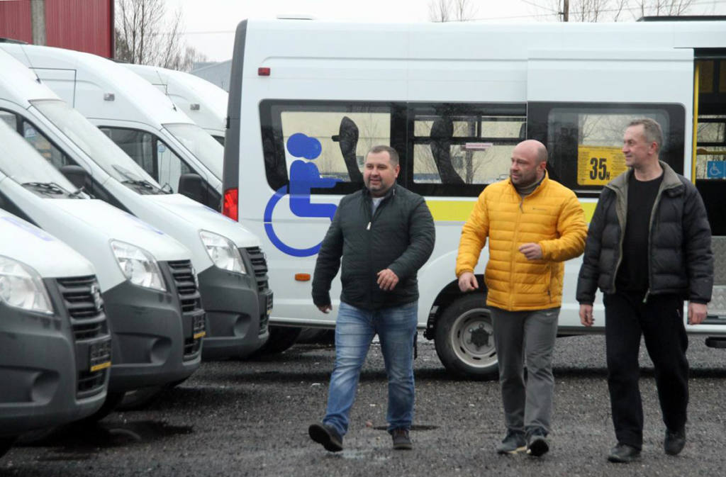 В Смоленске пассажирские микроавтобусы оборудуются аппарелями