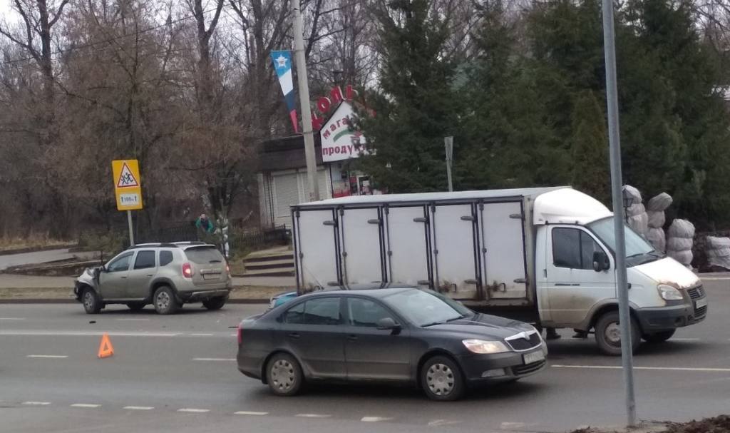 В Смоленске ДТП на Гагарина спровоцировало пробку