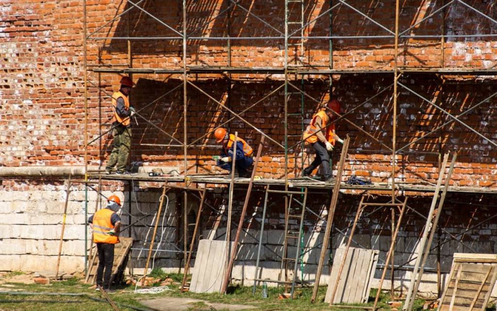 В Смоленске начали восстанавливать крепостную стену