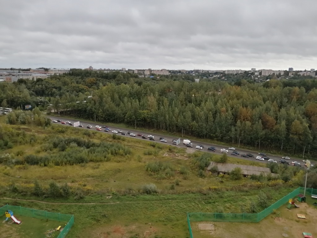 ДТП с фурой в Смоленске парализовало движение транспорта
