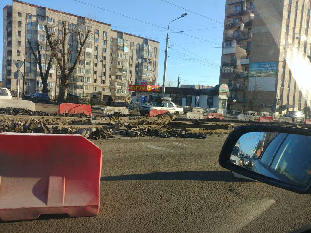 В Смоленске начался транспортный коллапс на улице Фрунзе