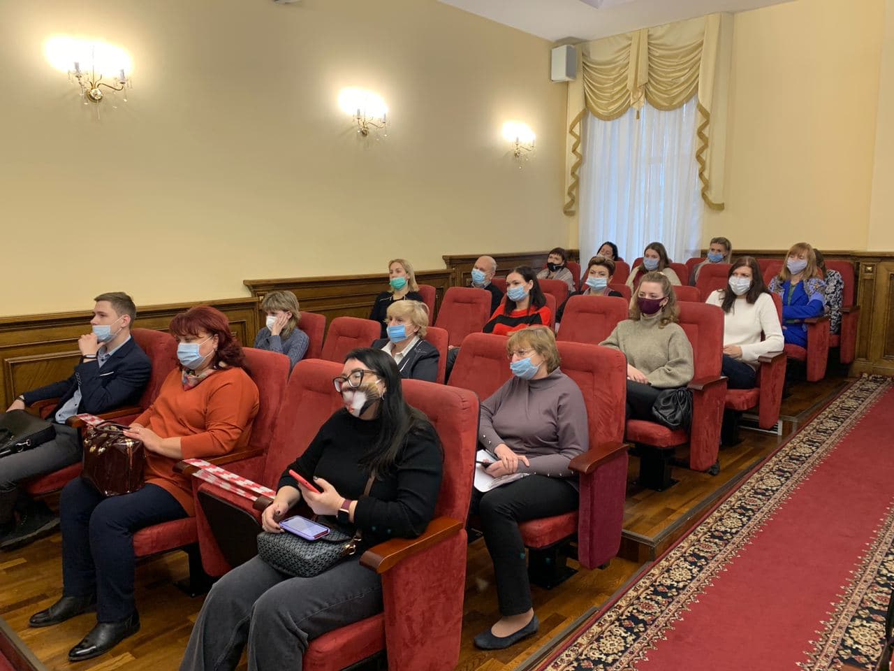 Закрытые слушания. Власти Смоленска не пустили активистов и СМИ на рассмотрение проекта бюджета города