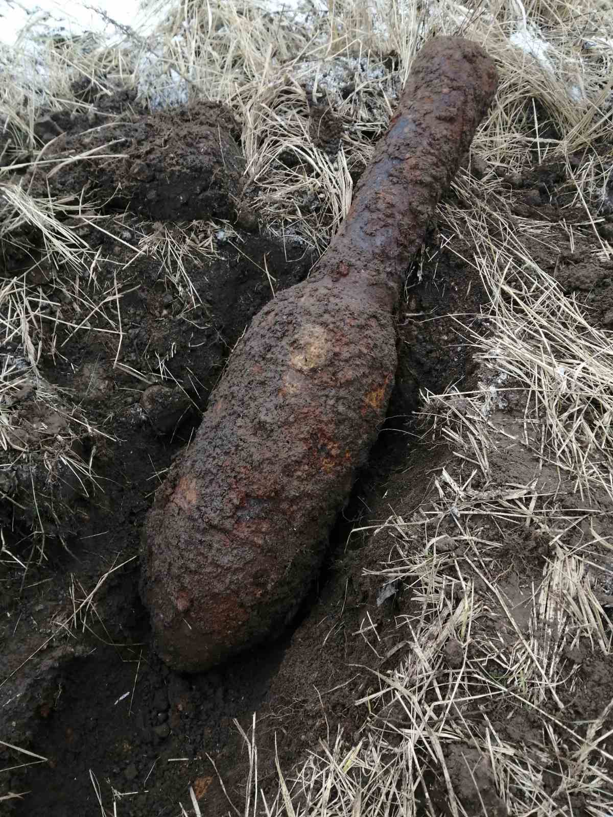 В Смоленском районе нашли мину возле железной дороги