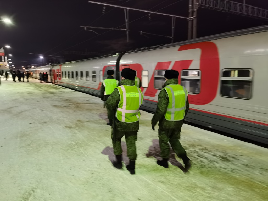 На первых запущенных в Беларусь пассажирских поездах смоленские пограничники провели задержания
