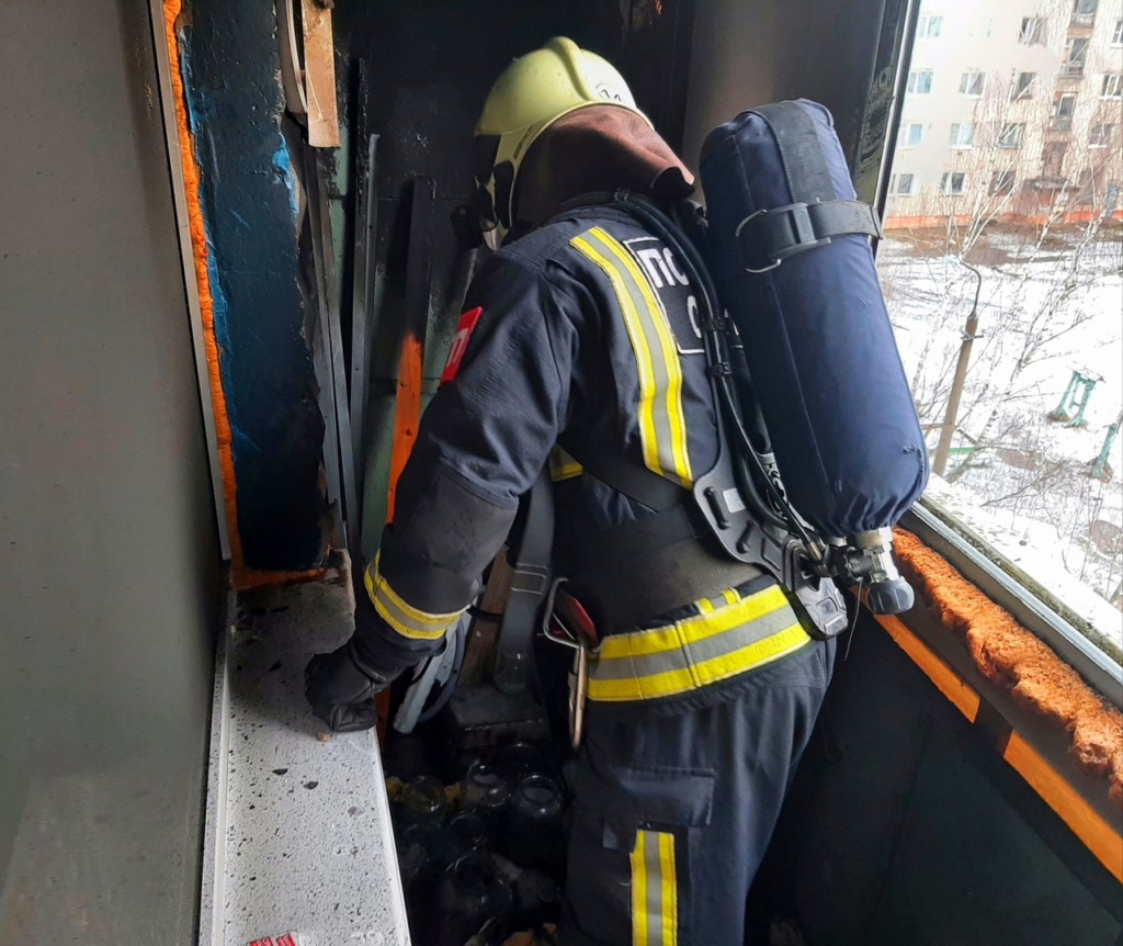 Мужчина получил ожоги при пожаре в Сафонове