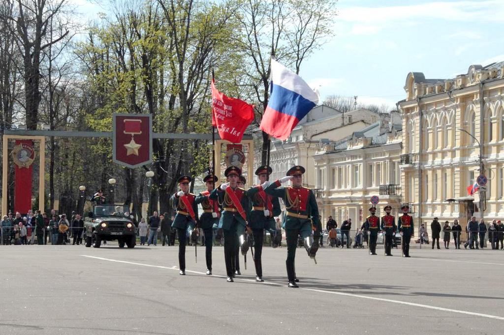 Смоленск 30 сентября. Парад Победы Смоленск. Парад 9 мая Смоленск. Парад Победы 2022 Смоленск. С днем Победы Смоленск.