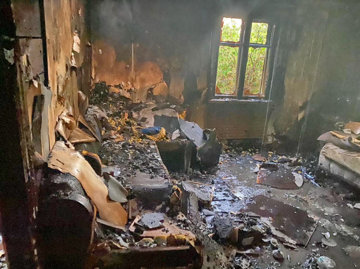 В Смоленском районе в сгоревшем доме обнаружен труп мужчины