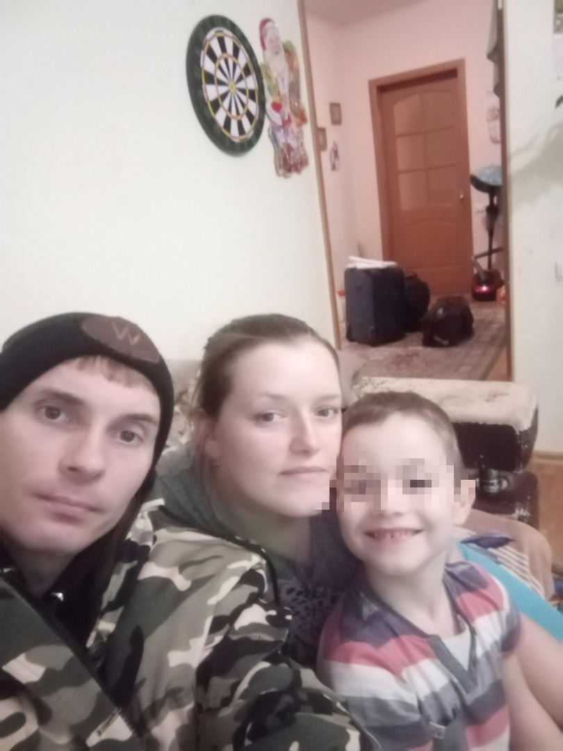 Били тяжелой плитой, умер по дороге в больницу. 32-летнего жителя Ельни убили военные-контрактники