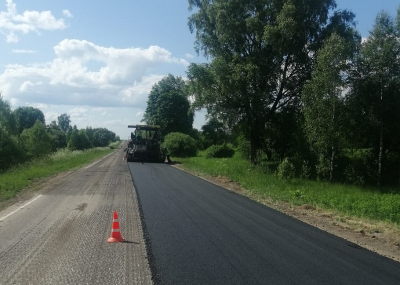 В Смоленскавтодоре рассказали, как идет ремонт региональных дорог по нацпроекту
