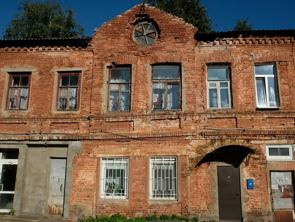 Федеральное СМИ заинтересовалось домом-тюрьмой в Смоленске