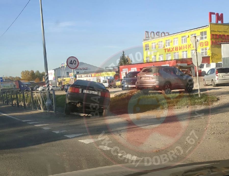 В Смоленске ДТП на Рославльском шоссе собрали пробку