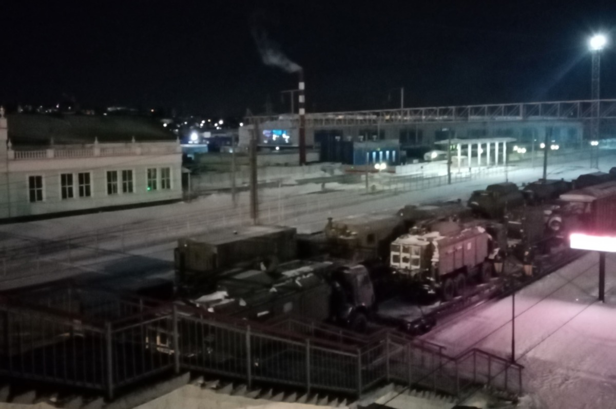 Россия продолжает передислокацию военной техники в Беларусь