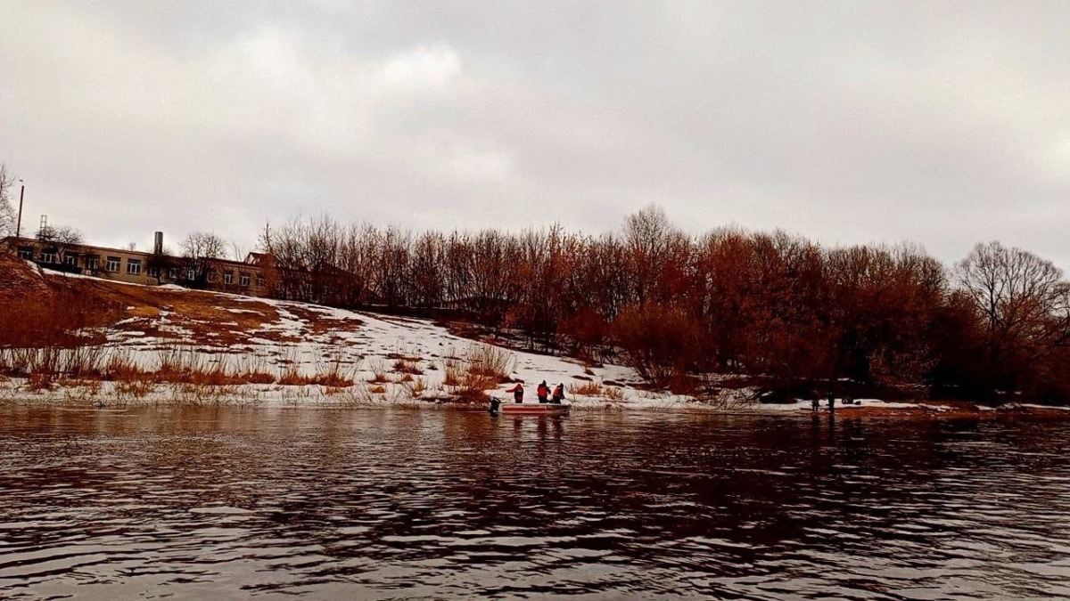 Московские водолазы рассказали об очередном поиске утонувших на Днепре смоленских детей