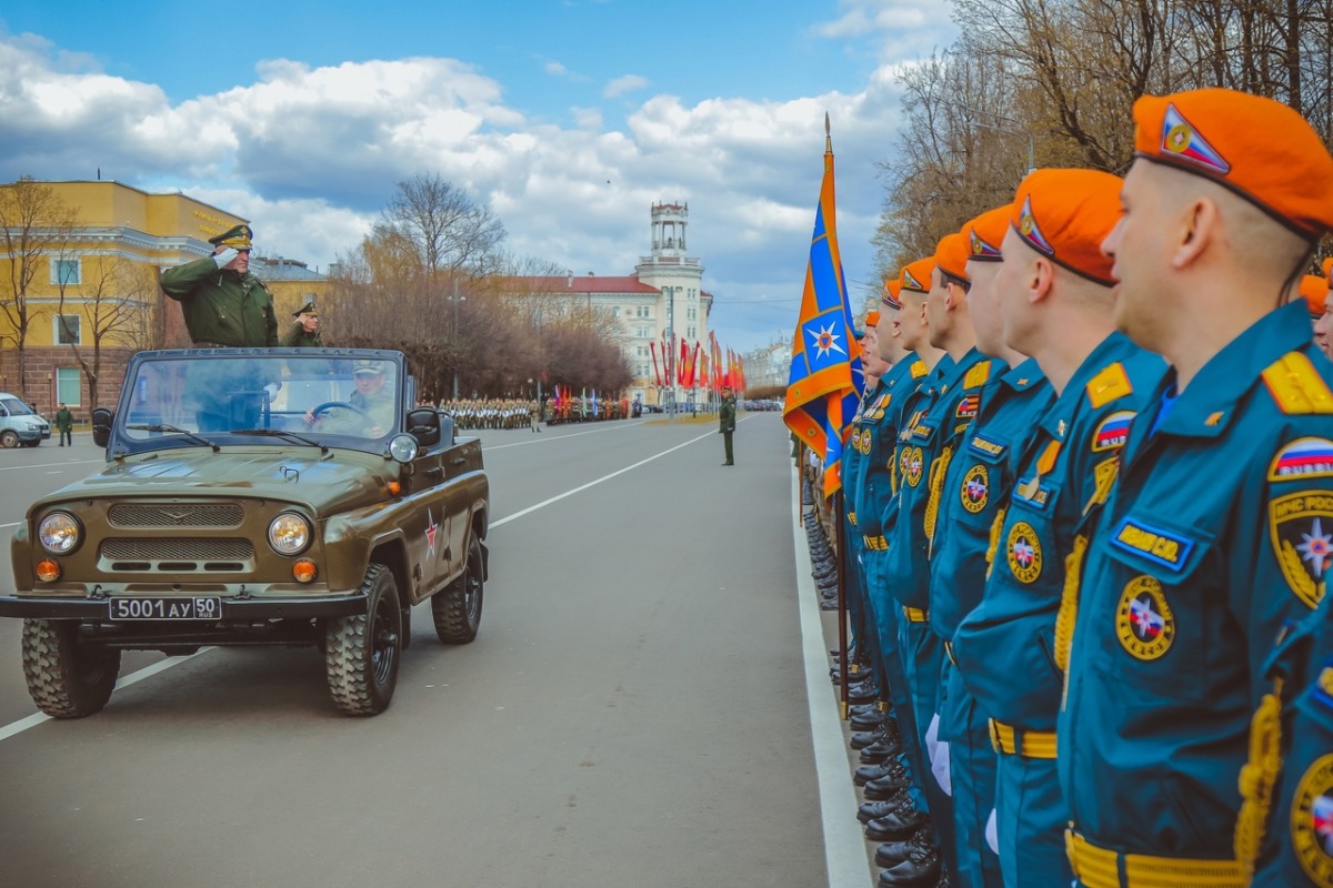 В Смоленске прошла репетиция Парада Победы