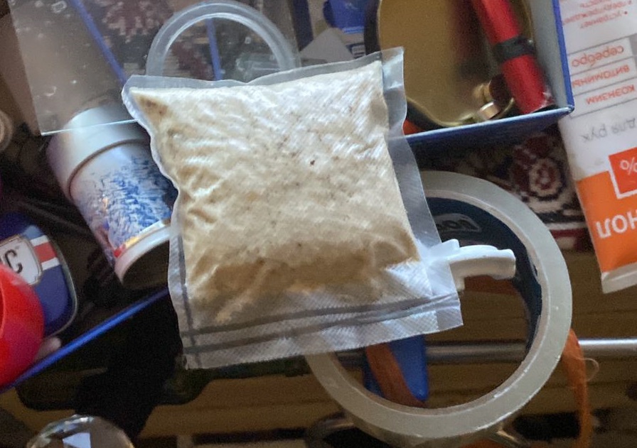 Смоленские силовики изъяли более 110 кг наркотиков в подпольной нарколаборатории