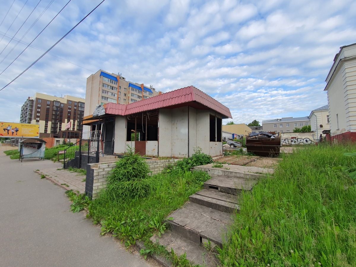 Администрация Смоленска 10 лет не привлекала к ответственности владельца кафе «Чинар»