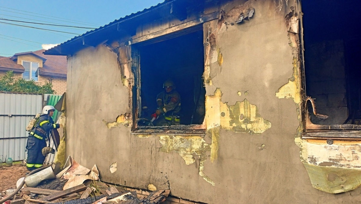 Стали известны подробности пожара в Промышленном районе Смоленска