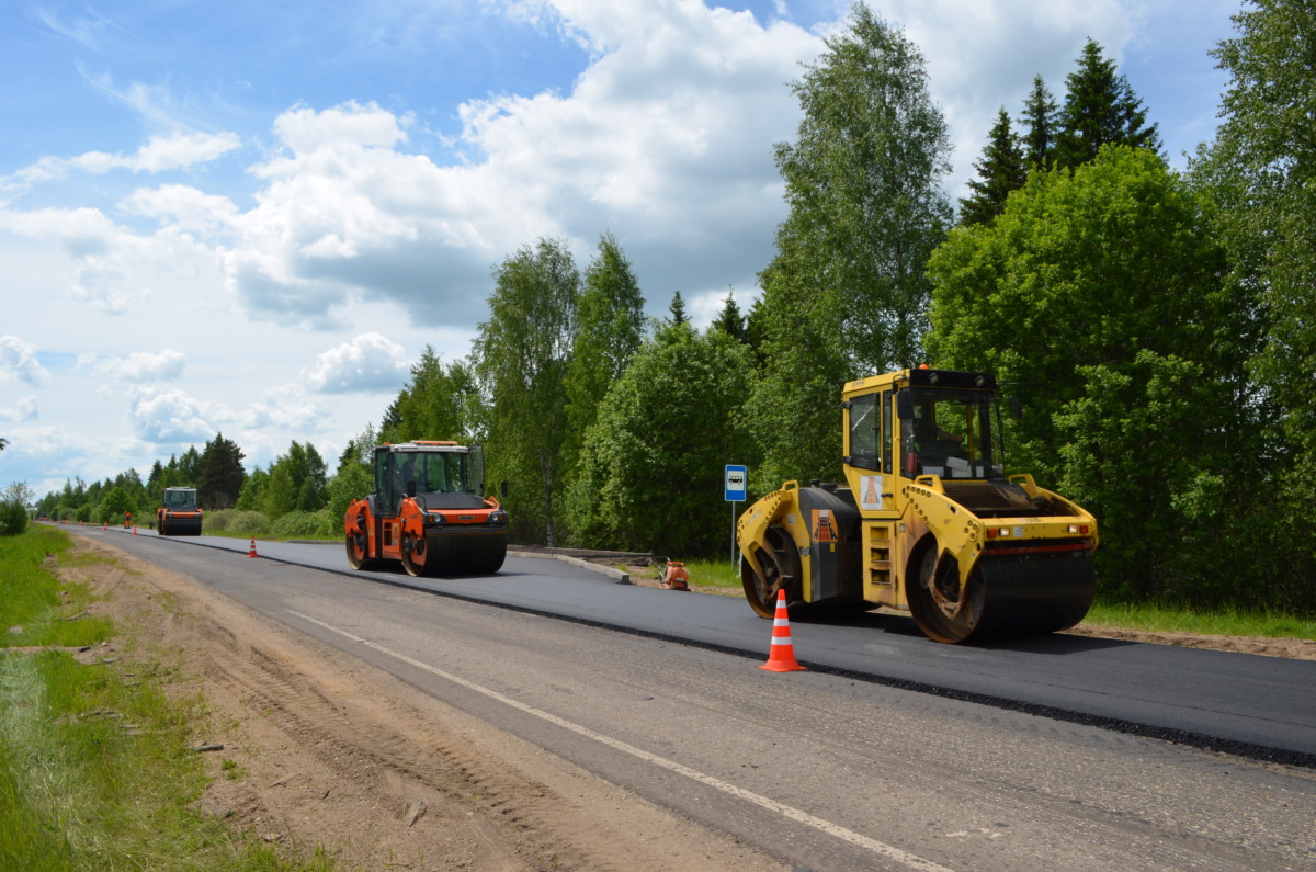 В Смоленской области продолжается ремонт региональных дорог по нацпроекту
