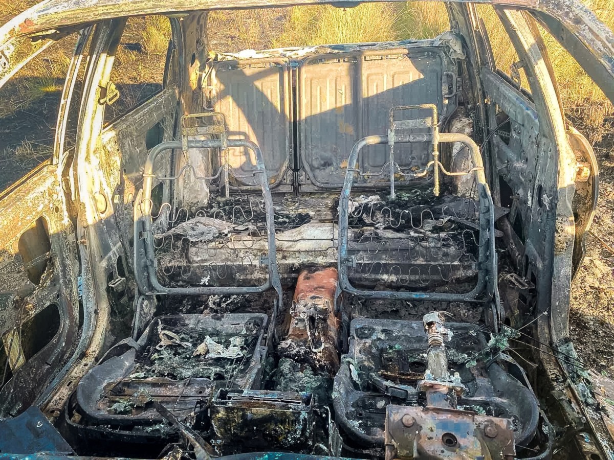 В Смоленской области водитель Chevrolet стал свидетелем адского пламени в чистом поле