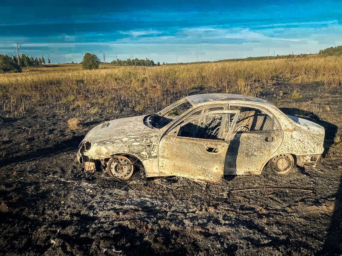 В Смоленской области водитель Chevrolet стал свидетелем «адского пламени» в чистом поле