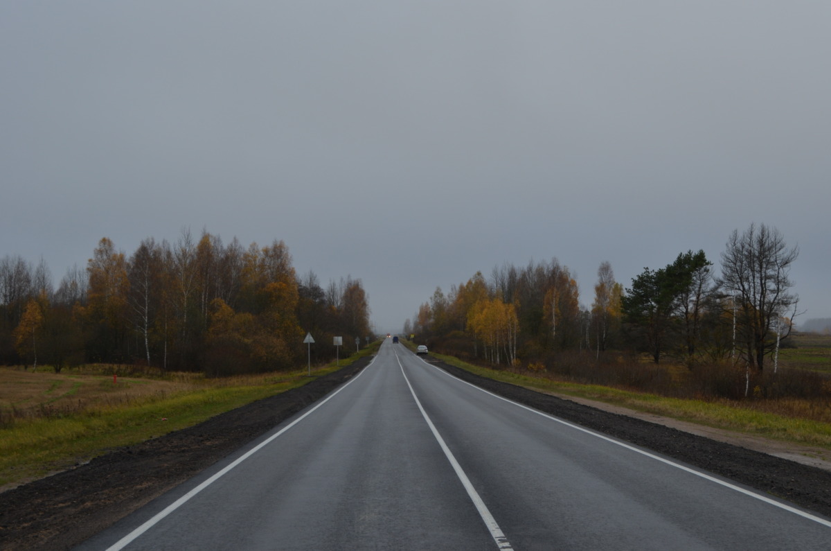 В Смоленской области ремонтируют дорогу Ольша-Велиж-Усвяты-Невель